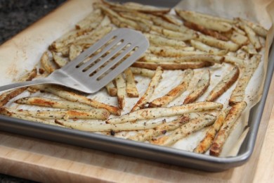 Полезный запеченный картофель в пармезане - приготовление