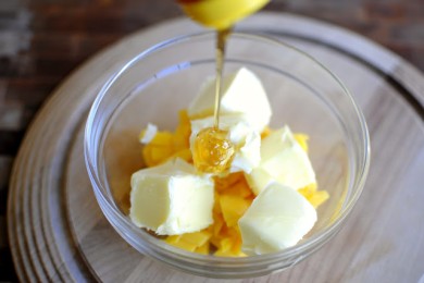 Медовые тосты с манго - приготовление