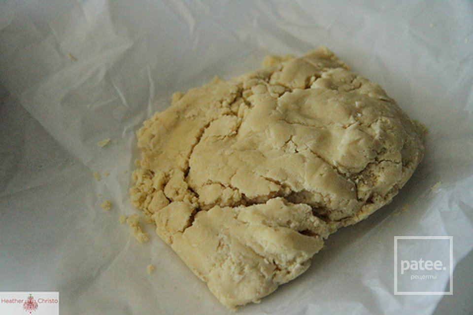 Клубника с ревенем под сладким печеньем - Шаг 4