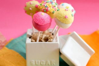 Пасхальные бисквитные чупа-чупсы