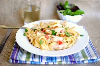 Паста с куриными грудками в каджунском соусе - приготовление