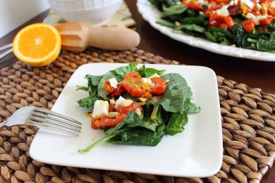 Печеные помидоры со шпинатом - приготовление