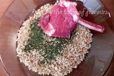 Бараньи отбивные с миндалем, розмарином, картофелем и бальзамической глазурью - приготовление