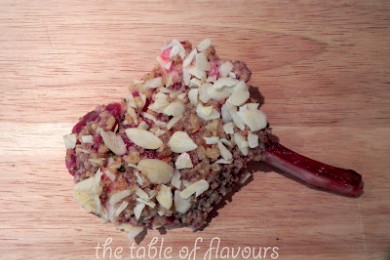 Бараньи отбивные с миндалем, розмарином, картофелем и бальзамической глазурью - приготовление