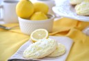 Сахарное печенье с лимонной глазурью