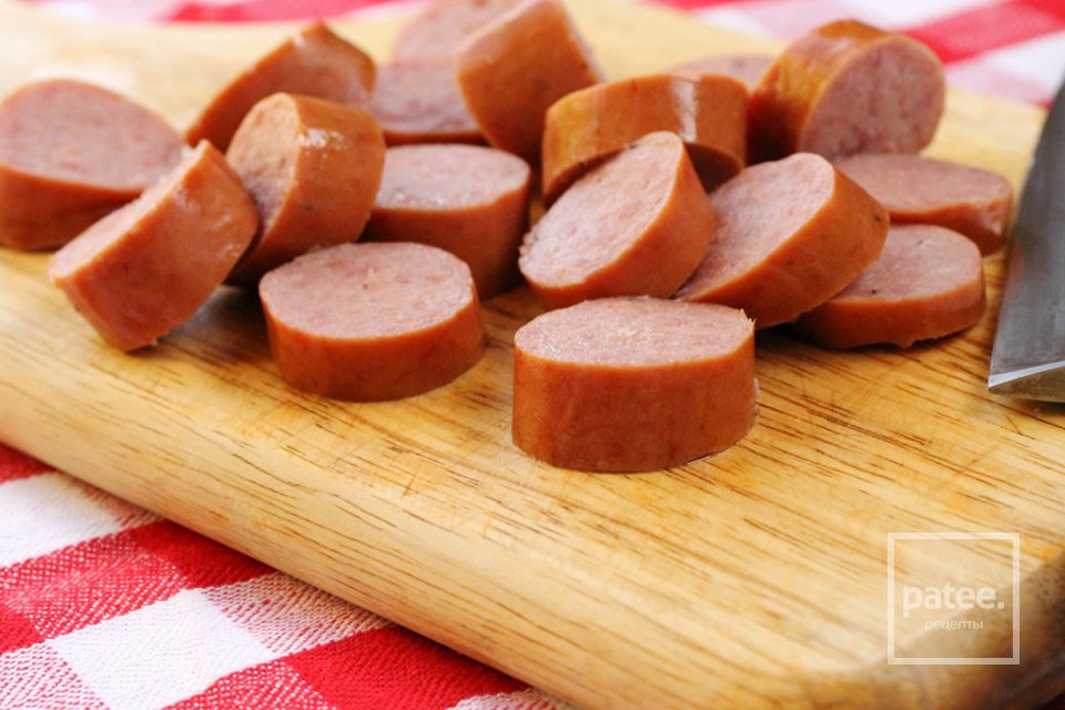 Паста под соусом с овощами и колбасой - Шаг 5