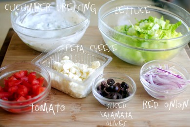 Греческий хлеб пита с курицей и приправами - приготовление