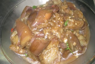 Баклажаны с базиликом