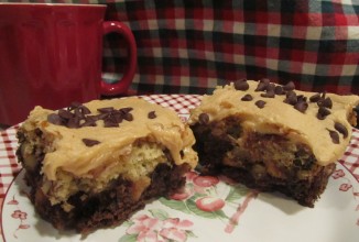 Двухслойные пирожные с арахисовым маслом