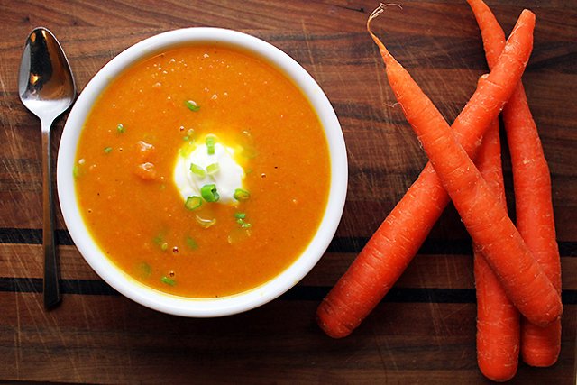 Морковный суп со специями