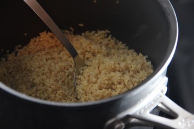 Песто из брокколи с киноа - приготовление