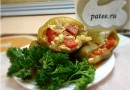 Перец, фаршированный овощами с сыром и колбасой