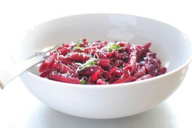 Паста Пенне в свекольном соусе - приготовление