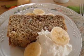 Хлеб киноа с бананами и цуккини