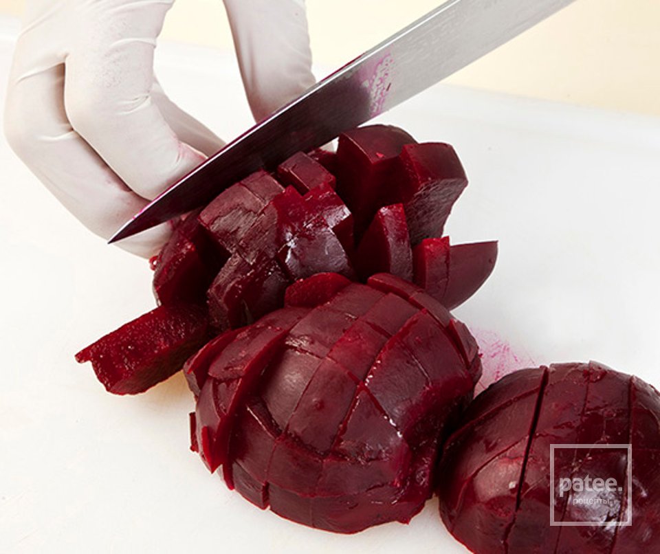 Свекольный суп с рисовыми тефтельками - Шаг 1