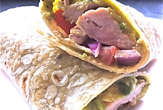 Жареный тунец в лепешках