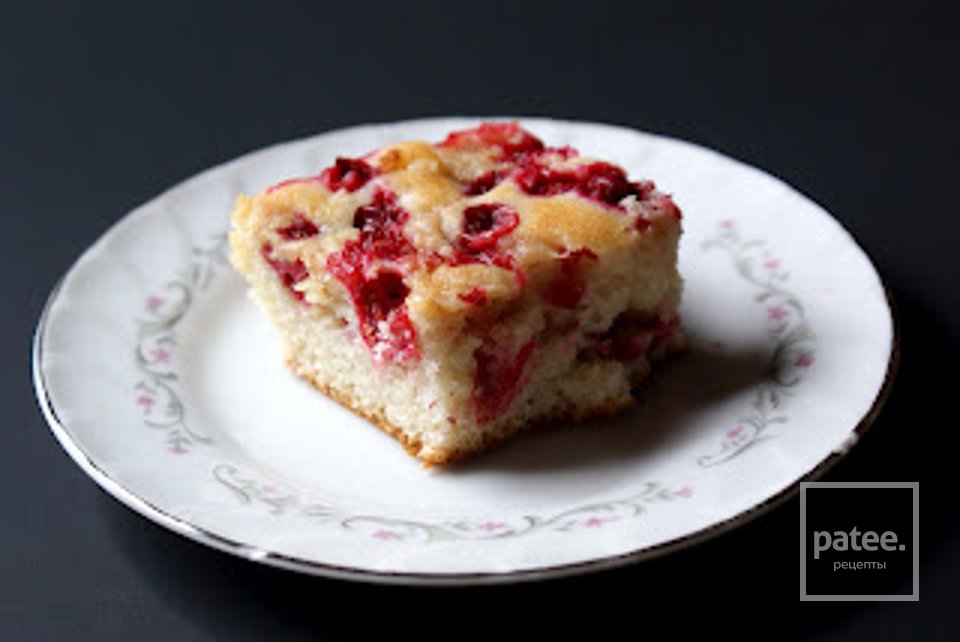 Мамин пирог с ягодами - Шаг 7