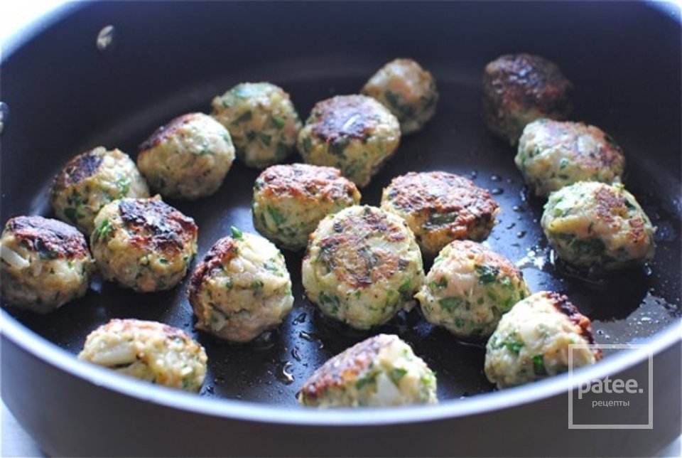 Сэндвичи с куриными фрикадельками - Шаг 5