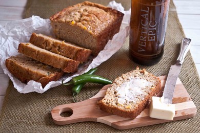 Рецепт Кукурузный хлеб с пивом и халапеньо