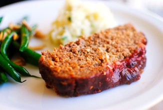 Домашний мясной рулет