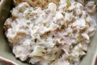 Салат с тунцом