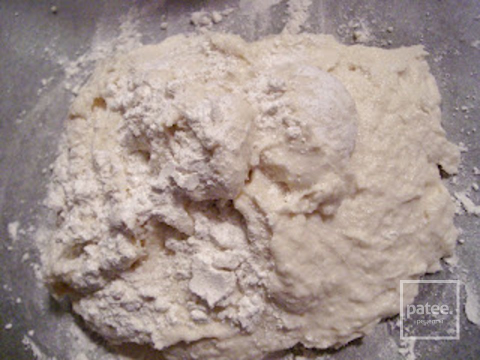 Пирожки с моцареллой и пепперони - Шаг 3