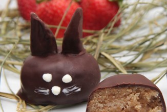 Трюфели в шоколаде - кролики с клубничными ушами