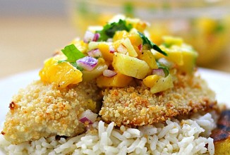 Тилапия под соусом сальса