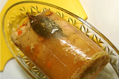 Куриный рулет в желе - приготовление