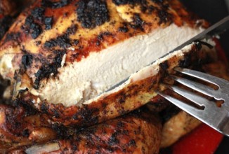 Курица запеченная в травах