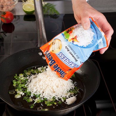 Помидоры, фаршированные рисом басмати с зеленью и тунцом - Шаг 1