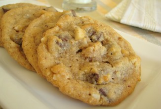 Овсяное печенье с шоколадом и макадамией