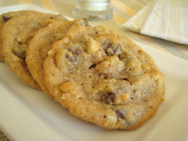 Овсяное печенье с шоколадом и макадамией
