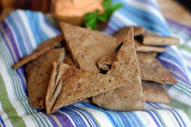 Рецепт Тосты из хлеба пита с базиликом