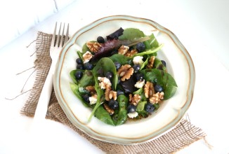 Салат из черники