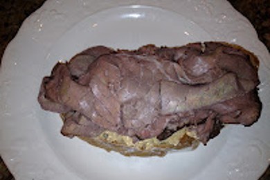 Сэндвич с ростбифом, сыром и луком с колой - приготовление