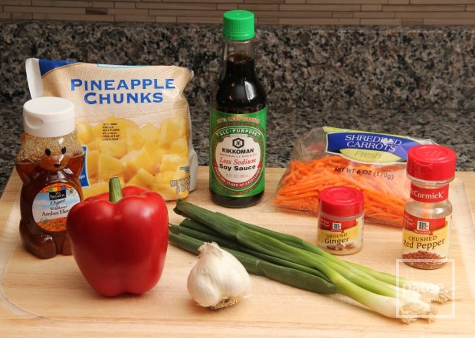 Пряная, сладкая курочка с ананасом - Шаг 1