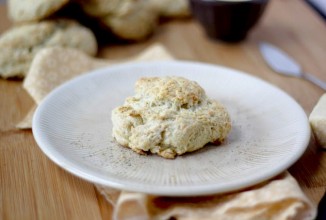 Печенье с пармезаном и черным перцем