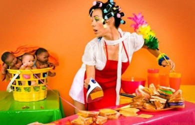 Идеальная жена - несчастная жена.