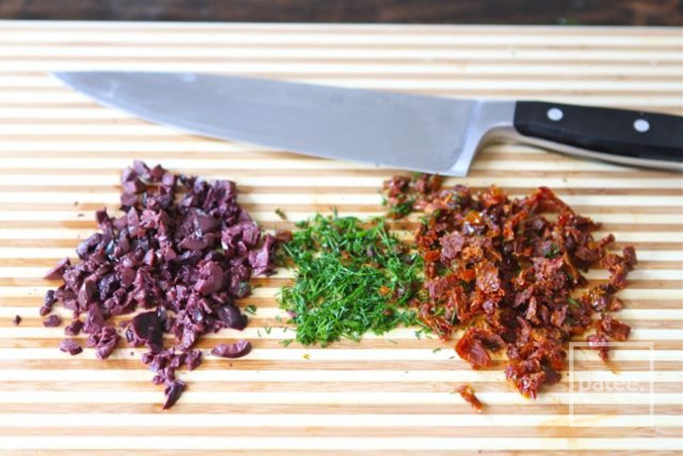 Огуречные роллы с сыром фета - Шаг 2