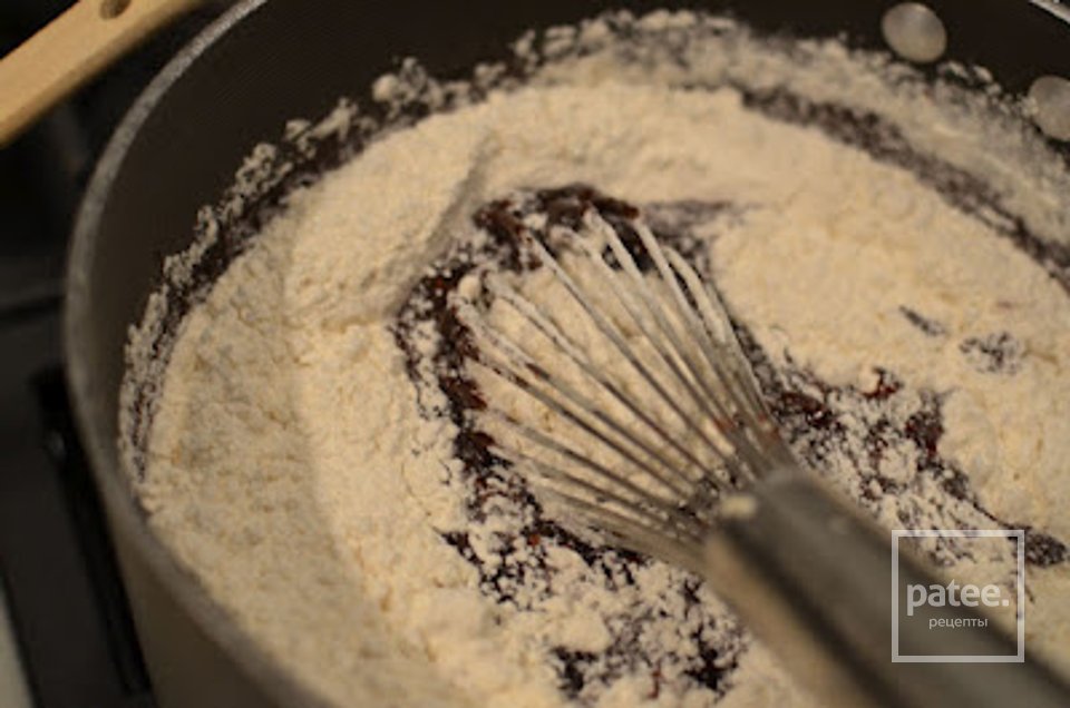 Шоколадный пирог с портером и сливочной глазурью - Шаг 6