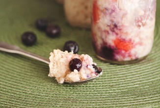 Ягодный крамбл с овсянкой