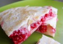 Кесадилья с малиной