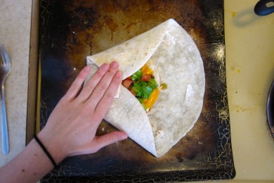 Хрустящие лепешки с курицей и овощами - приготовление