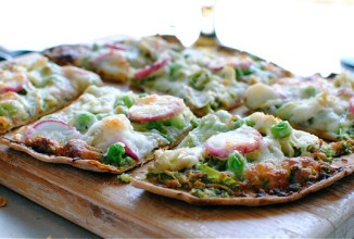 Запеченные лепешки с овощами