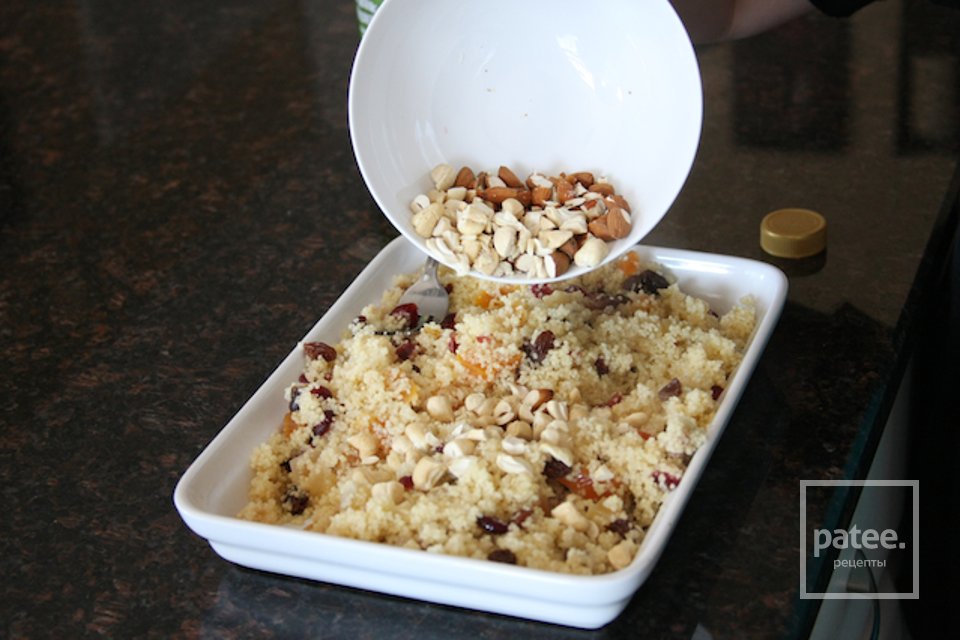 Кускус с сухофруктами и орехами - Шаг 5
