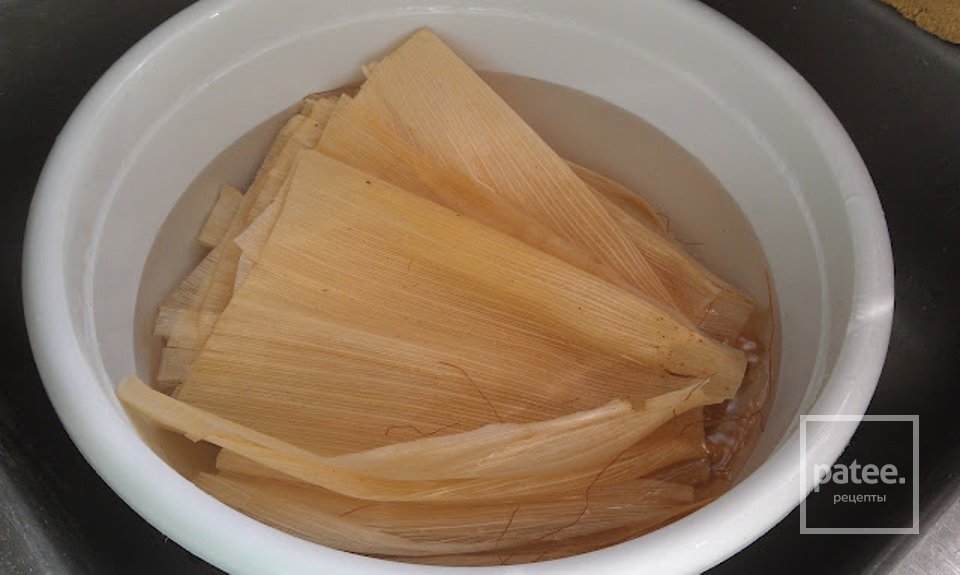 Тамале с перцем и чёрной фасолью - Шаг 1