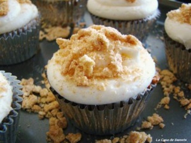 Кексы со сливочной глазурью