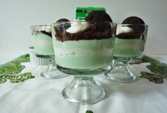 Мятный мусс с шоколадной крошкой