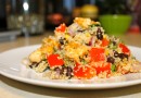 Салат Фиеста с курицей и киноа